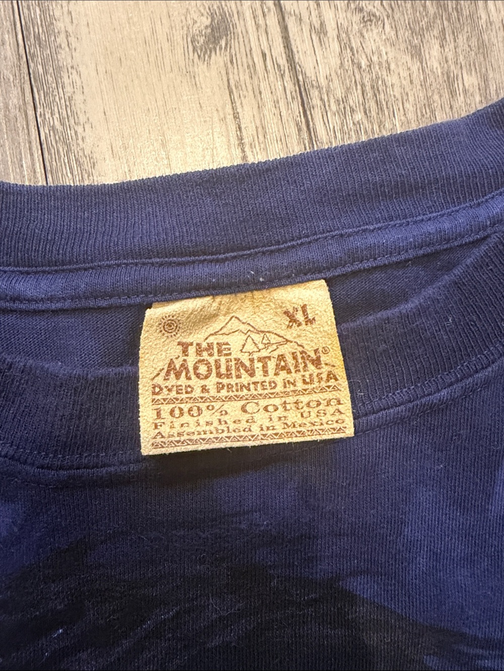 The Mountain Navy tie-dye T shirt - Picture 2 of 4
